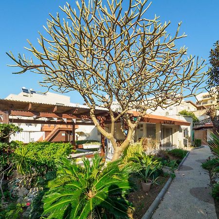 Breezot Yam Hotel Nahariya Exterior photo