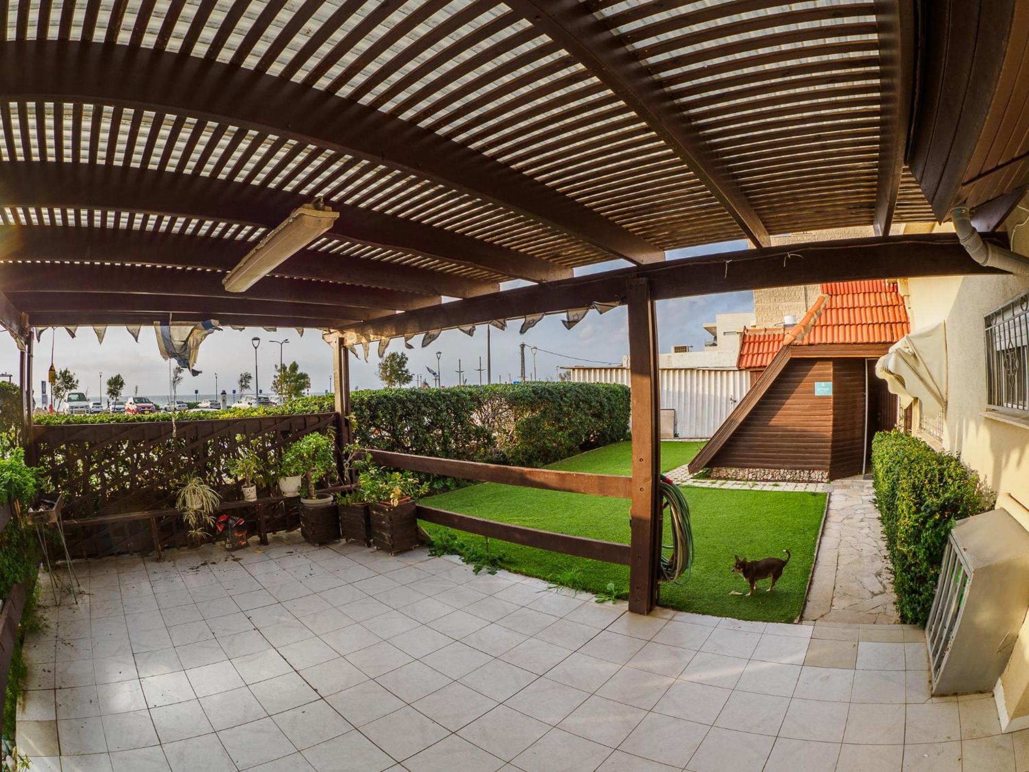 Breezot Yam Hotel Nahariya Exterior photo